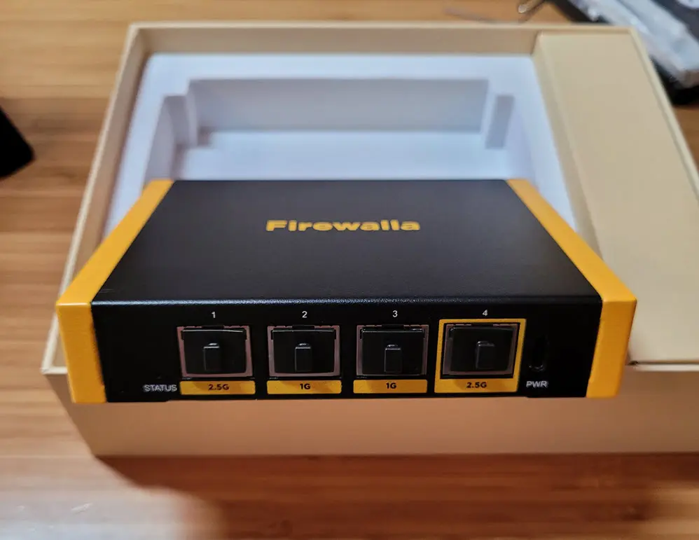 Front ports of the firewalla gold se