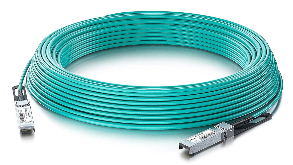 Active aoc cable for 10 gig connectivity