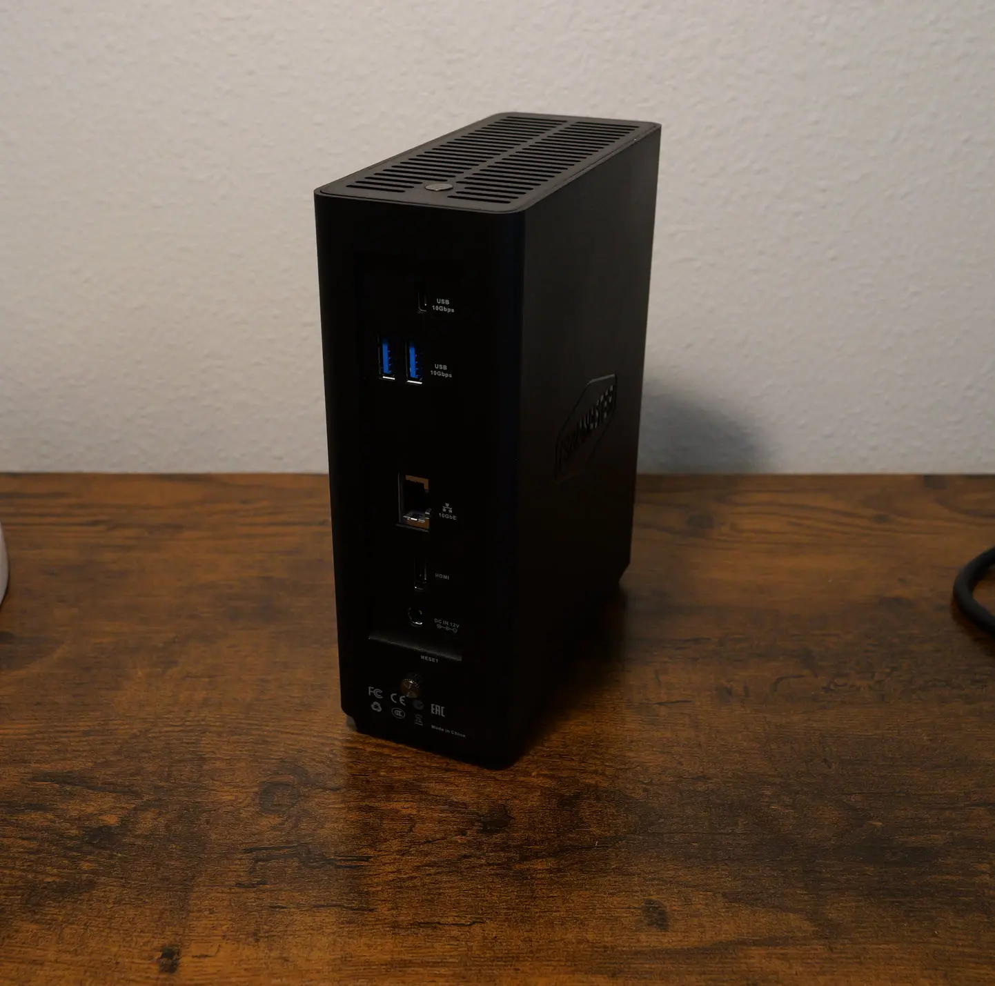 Front view of the f8 ssd plus