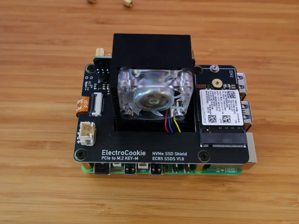 Nvme hat installing on my raspberry pi 5
